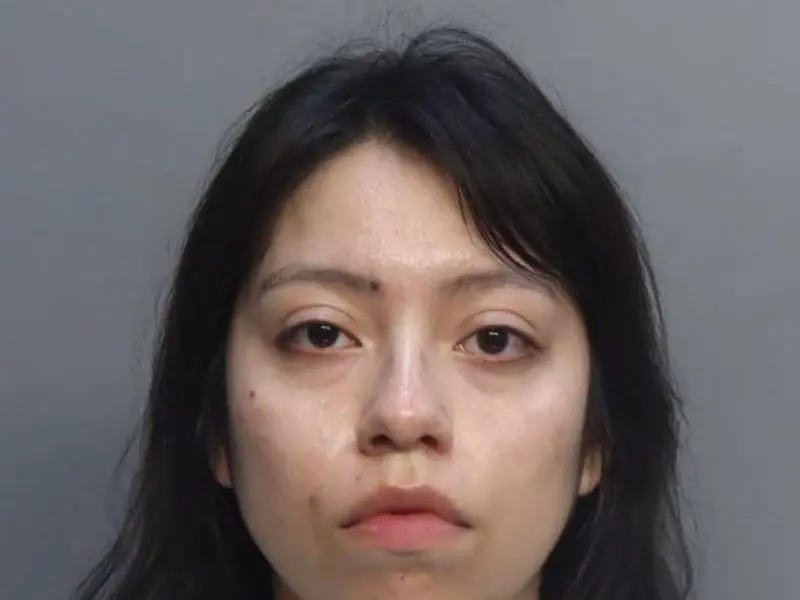 រឿងកំប្លែងថ្លៃពេក! និស្សិតស្រីសហរដ្ឋអាមេរិក ជាប់ដៃដោយសារសុំ Netanyahu ទម្លាក់គ្រាប់បែកលើសាកលវិទ្យាល័យ ក្រោយពីបារម្ភប្រឡងផ្តាច់ព្រ័ត្រ