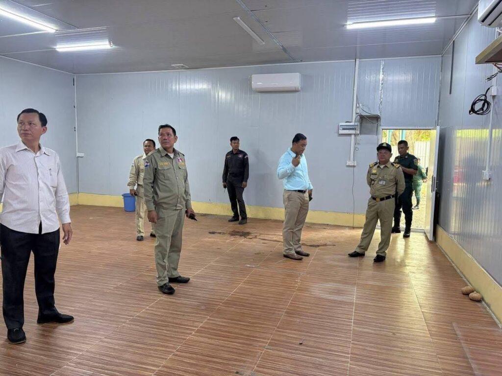 អាជ្ញាធរខណ្ឌទួលគោកចុះត្រួតពិនិត្យទីតាំងសង្ស័យល្បែងស៊ីសងនៅសង្កាត់ទឹកល្អក់៣ រកមិនឃើញភស្តុតាង