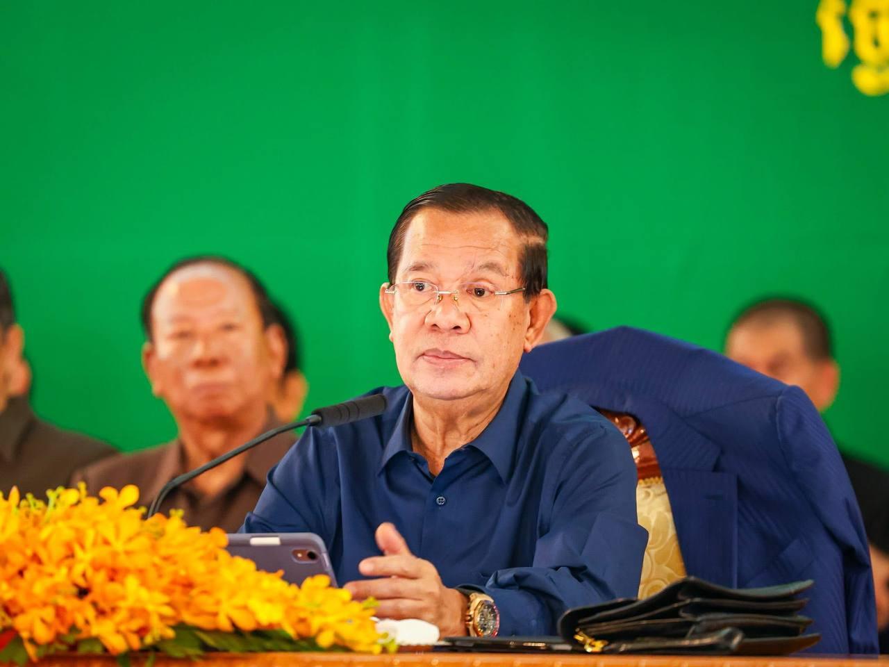 សម្តេចតេជោ ណែនាំមន្ត្រីមូលដ្ឋានបន្តយកចិត្តទុកដាក់បម្រើប្រជាពលរដ្ឋឱ្យបានល្អប្រសើរ