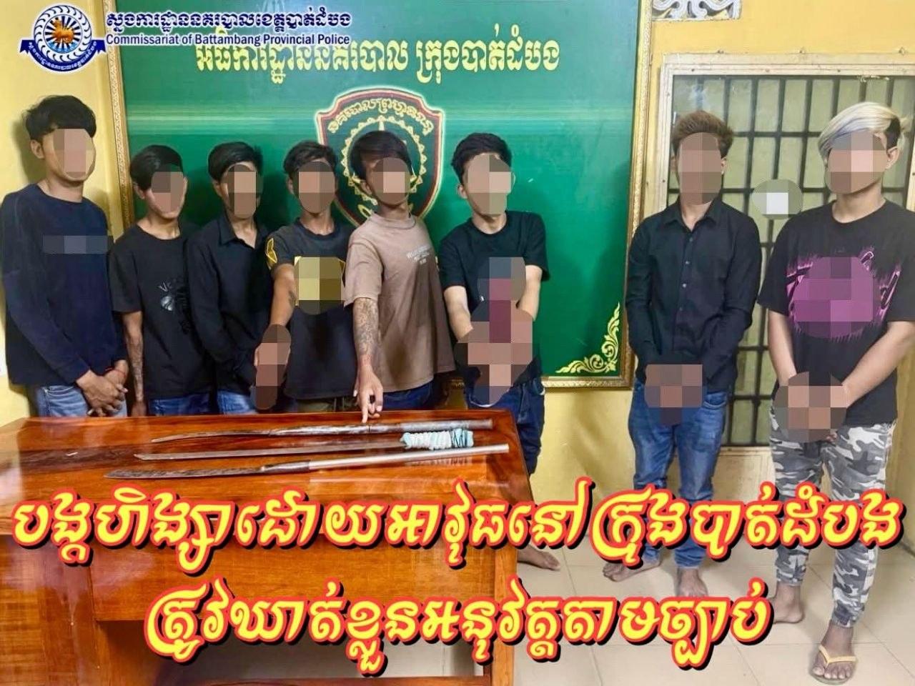 បង្ក្រាបក្មេងទំនើង២ក្រុម ប្រើកាំបិតនិងដុំថ្មគប់គ្នានៅភ្លើងស្តុបបាណន់ ឃាត់ខ្លួន៨នាក់