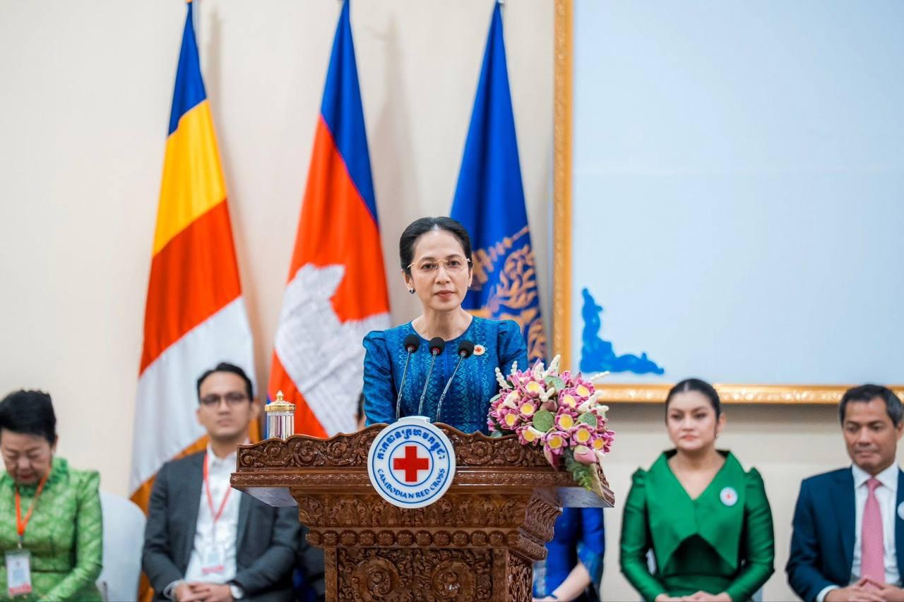 លោកជំទាវបណ្ឌិត ពេជ ចន្ទមុន្នី ហ៊ុន ម៉ាណែត ដឹកនាំពិធីអបអរខួប១៦៣ឆ្នាំ ទិវាកាកបាទក្រហម និងអឌ្ឍចន្ទក្រហម ៨ ឧសភា ២០២៦