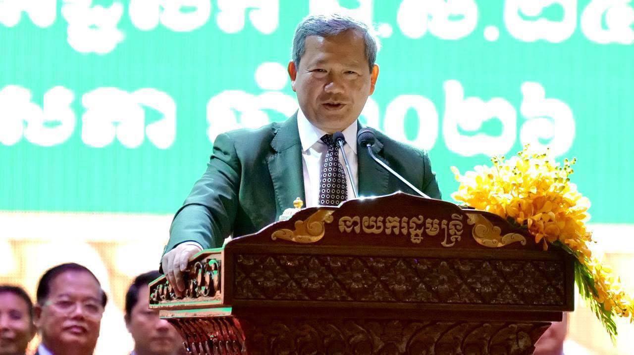 សម្តេចធិបតី ហ៊ុន ម៉ាណែត សំណេះសំណាលជាមួយអតីតយុទ្ធជនលើកតម្កើងពលីកម្មដើម្បីជាតិ