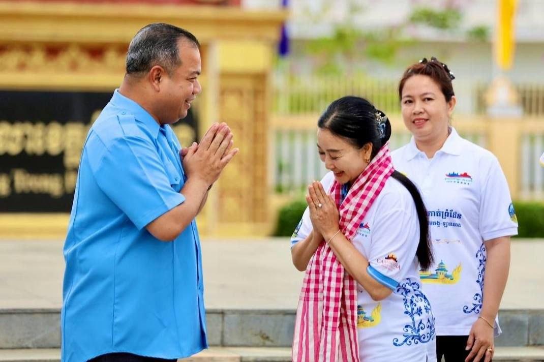 ស្ទឹងត្រែងស្វាគមន៍ក្បួនរថយន្ត Caravan Tour កម្ពុជា-ចិន ឆ្លងកាត់ឆ្ពោះទៅខេត្តយូណាន តាមរយៈច្រកព្រំដែនកម្ពុជា-ឡាវ