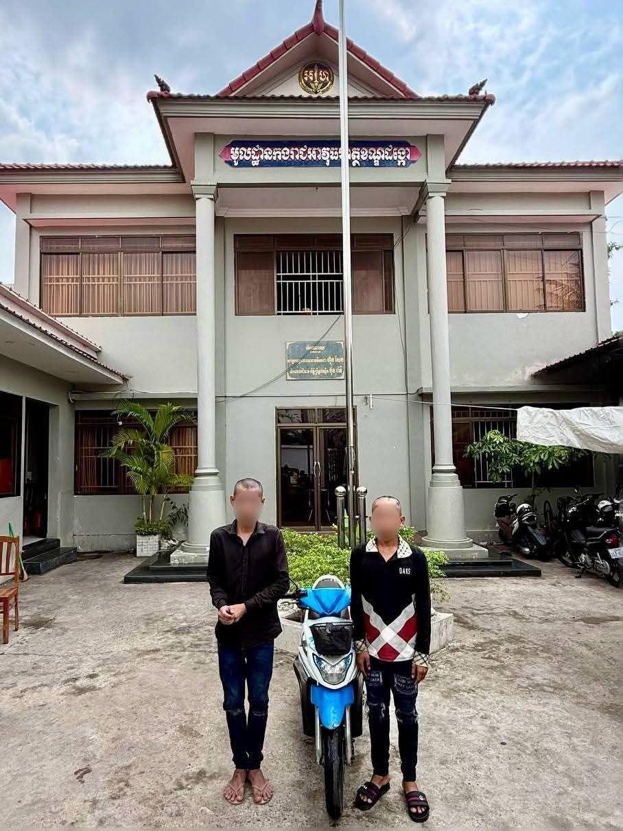 អាវុធហត្ថភ្នំពេញ ចុះបង្ក្រាបក្មេងទំនើងបង្ហោះម៉ូតូ ឃាត់ខ្លួន២នាក់ ដកហូតម៉ូតូ១គ្រឿង