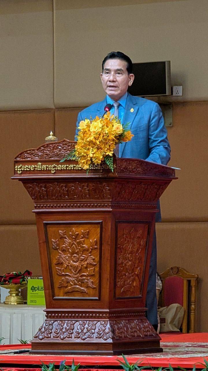 លោកបណ្ឌិត ម៉ៅ ហាវណ្ណាល់ បញ្ជាក់ដែនអាកាសកម្ពុជាគ្រប់គ្រងដោយកូនខ្មែរ១០០% ក្រោយវិបត្តិព្រំដែនជាមួយថៃ