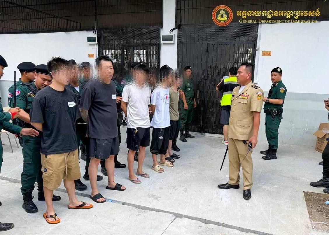 ទ្រង់ទ្រាយធំ! កម្ពុជាបណ្តេញជនជាតិចិន ៦៤៨នាក់ ក្នុងរយៈពេលត្រឹមតែ៣ថ្ងៃ