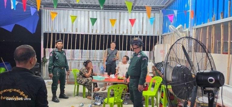 រំខានអ្នកជិតខាងផង! ធុងបាស់រំខានដល់ម៉ោងជាង១០យប់ ត្រូវអធិការនគរបាលក្រុងតាខ្មៅចេញបញ្ជាដកហូតភ្លាមៗ