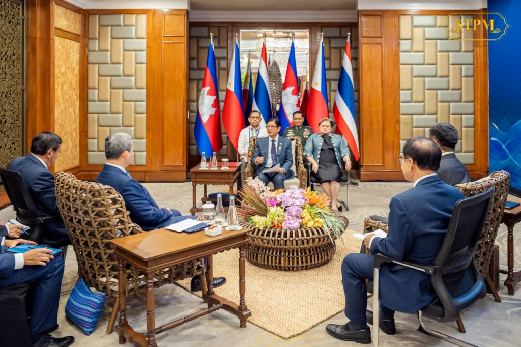 ប្រធានអាស៊ានហ្វីលីពីនសម្របសម្រួលជម្លោះថៃ-កម្ពុជាទទួលបានផ្លែផ្កា មេដឹកនាំទាំងពីរឯកភាព«សង្គ្រាមគ្មានអ្នកឈ្នះ»